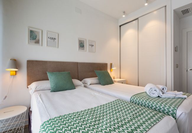 Apartamento en Motril - Marina Golf - Apartamento de lujo con vistas a la piscina y al campo de golf Apartamento en Motril - Marina Golf - Apartamento de lujo con vistas a la piscina y al campo de golf