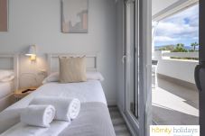 Apartamento en Motril - Marina Golf - Apartamento de lujo con vistas a la piscina y al Golf