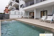 Apartamento en Motril - Apartamento de lujo con piscina privada y vistas al campo de golf