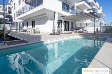 Apartamento en Motril - Apartamento de lujo con piscina privada y vistas al campo de golf