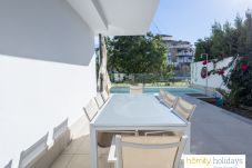 Apartamento en Motril - Apartamento de lujo con piscina privada y vistas al campo de golf