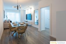 Apartamento en Motril - Apartamento de lujo con vistas a la piscina y al jardín