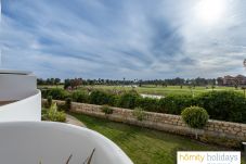 Apartamento en Motril - Apartamento de lujo con vistas al campo de golf