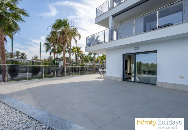 Apartamento en Motril - Aguacate Beach - Apartamento de lujo con vistas a la piscina y al campo de golf Apartamento en Motril - Aguacate Beach - Apartamento de lujo con vistas a la piscina y al campo de golf