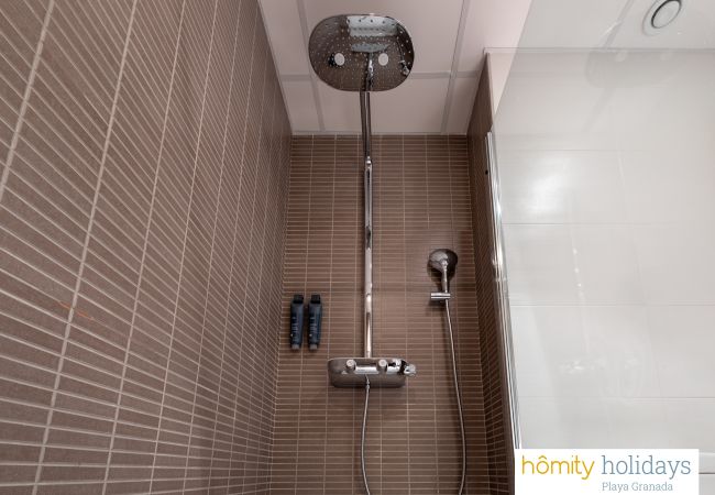 Apartamento en Motril - Los Moriscos II - Nura - Apartamento de lujo con vistas al jardín y la montaña Apartamento en Motril - Los Moriscos II - Nura - Apartamento de lujo con vistas al jardín y la montaña