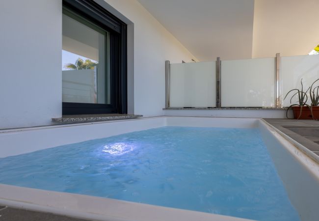 Apartamento en Motril - Los Moriscos II - Nasila - Apartamento de lujo con piscina privada y vistas al campo de golf Apartamento en Motril - Los Moriscos II - Nasila - Apartamento de lujo con piscina privada y vistas al campo de golf