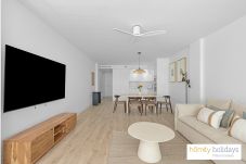 Apartamento en Motril - Apartamento de lujo con vistas al campo de golf y a la piscina