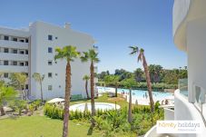 Apartamento en Motril - Mar de Fabiola - Apartamento de lujo con vistas a la piscina y al campo de golf