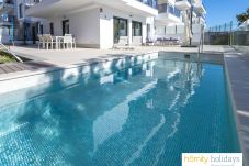 Lejlighed i Motril - Luksuslejlighed med privat pool og udsigt over golfbanen