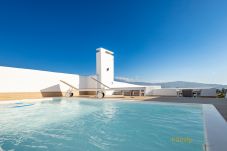 Lejlighed i Motril - Luksus-penthouse med privat pool