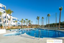 Lejlighed i Motril - Luksuslejlighed med pool og udsigt til haven