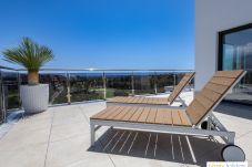 Lejlighed i Motril - Luksus-penthouse med udsigt over havet og golfbanen