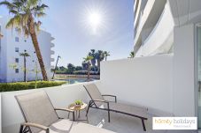 Lejlighed i Motril - Mar de Fabiola - Apartamento de lujo con vistas a la piscina 