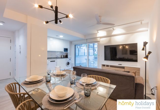 Apartment in Motril - Aguacate Beach - Luxury apartment with pool and garden views