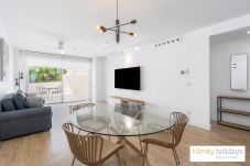 Apartment in Motril - Mar de Fabiola - Luxury apartment with views of the pool