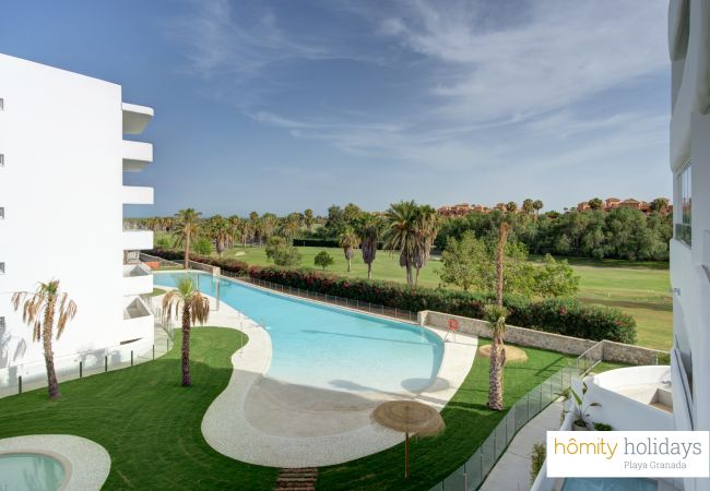 Apartment in Motril - Mar de Fabiola - Apartamento de lujo con vistas a la piscina  y al campo de golf