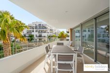 Apartment in Motril - Apartamento de lujo con vistas al campo de golf y jardín